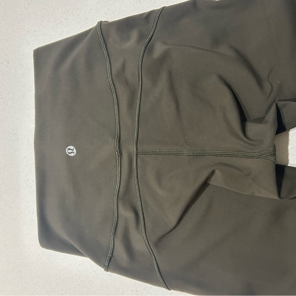 Lululemon 25” Fast and Free Size 4 - Picture 3 of 7